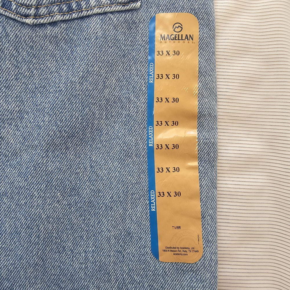 NWT MAGELLAN OUTDOORS Men's Jeans Relaxed FIT‎ size 33×30 - Picture 3 of 11